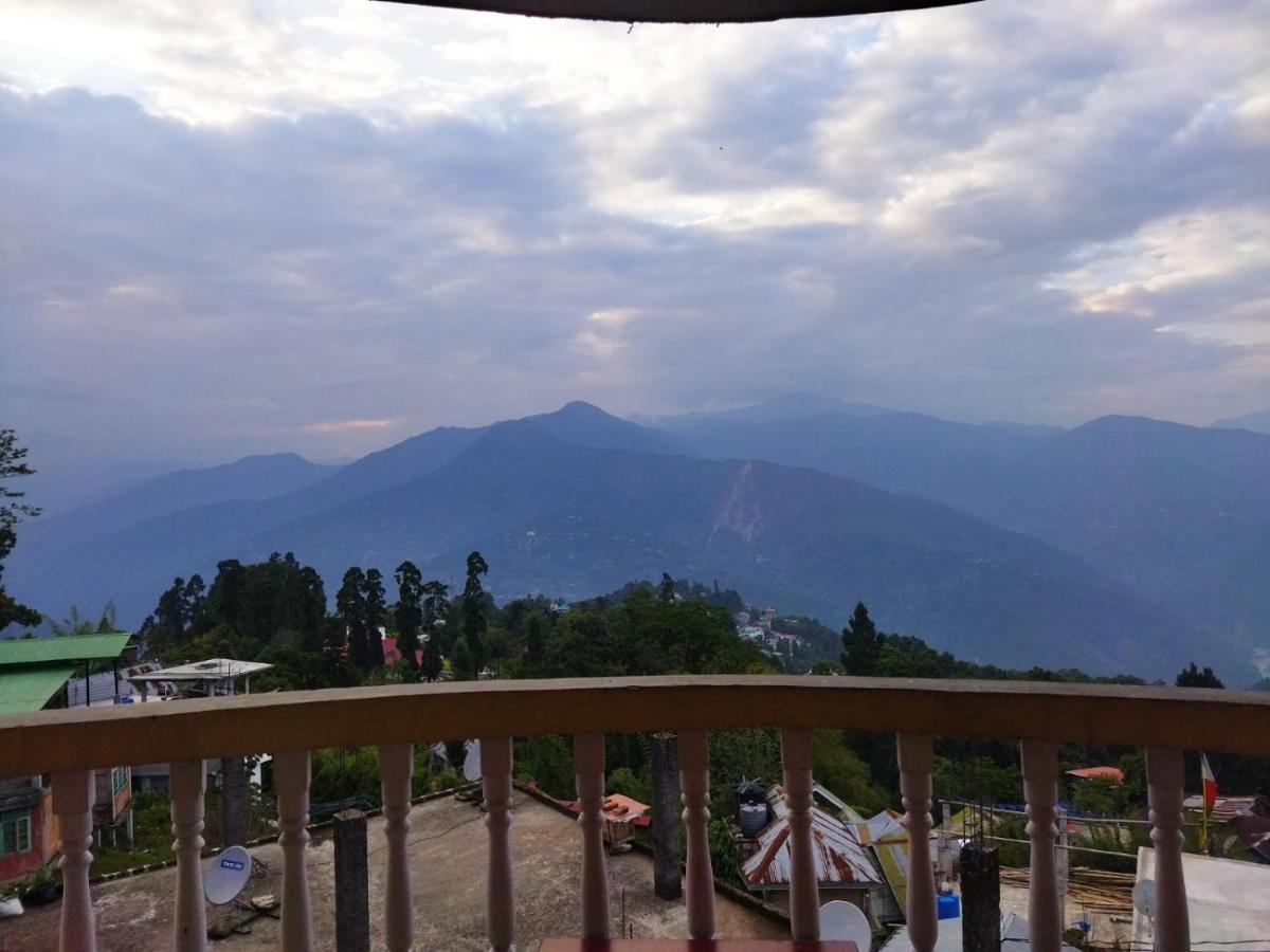 Dew Drop Homestay Kalimpong Exterior photo